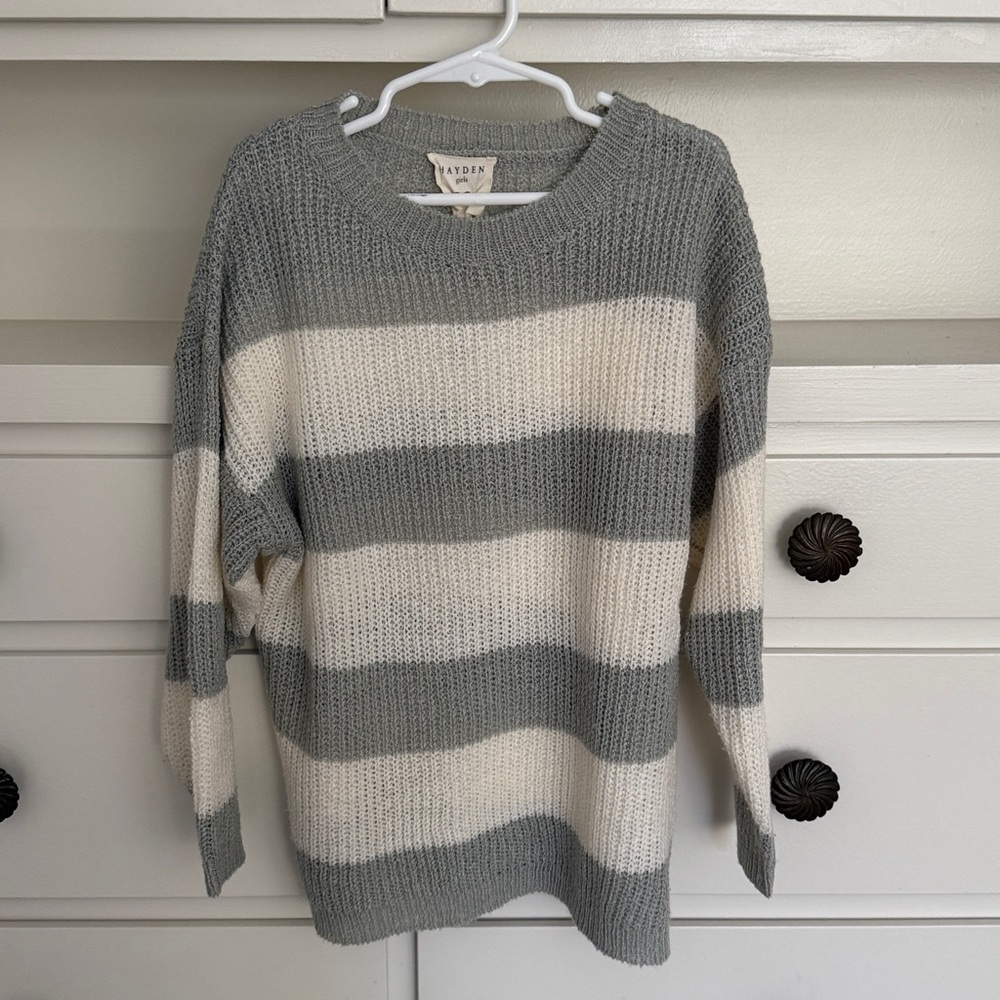 Hayden Girls Heather Gray Knit Sweater 8
